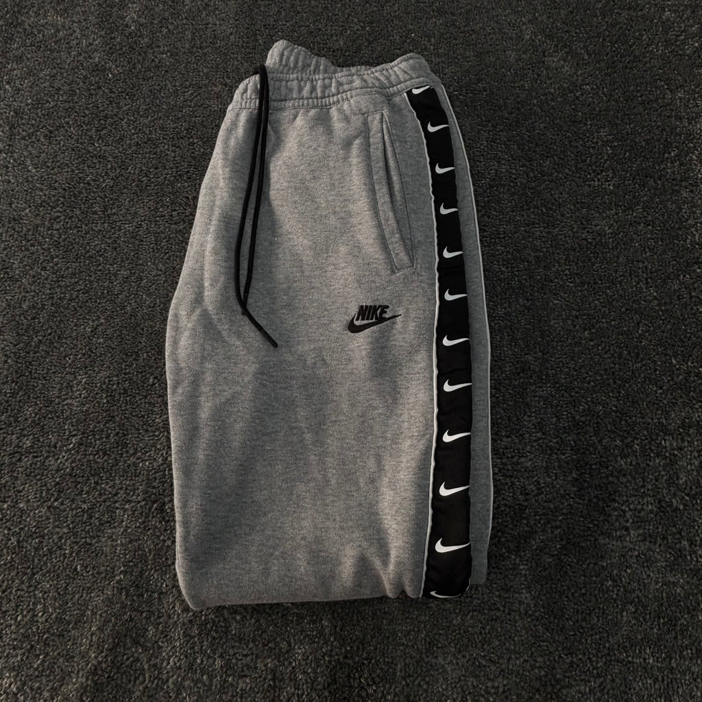 Nike joggers