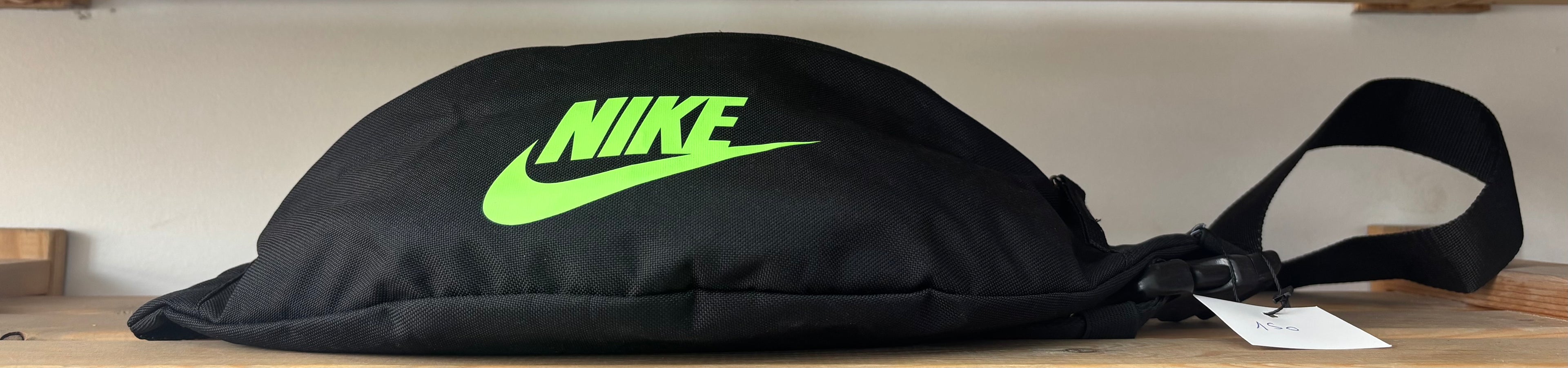 Bannane NIKE
