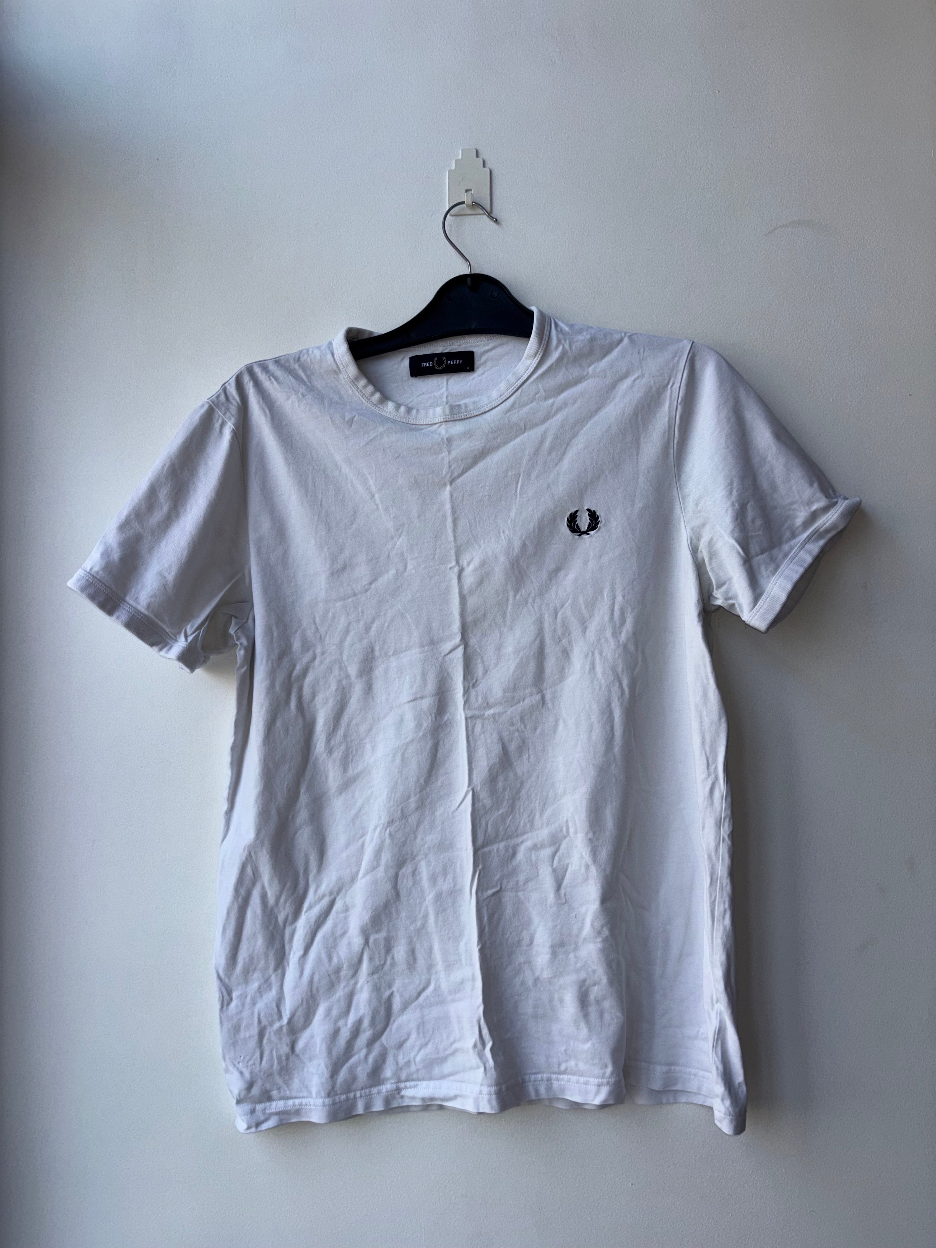 T-shirt freed Perry