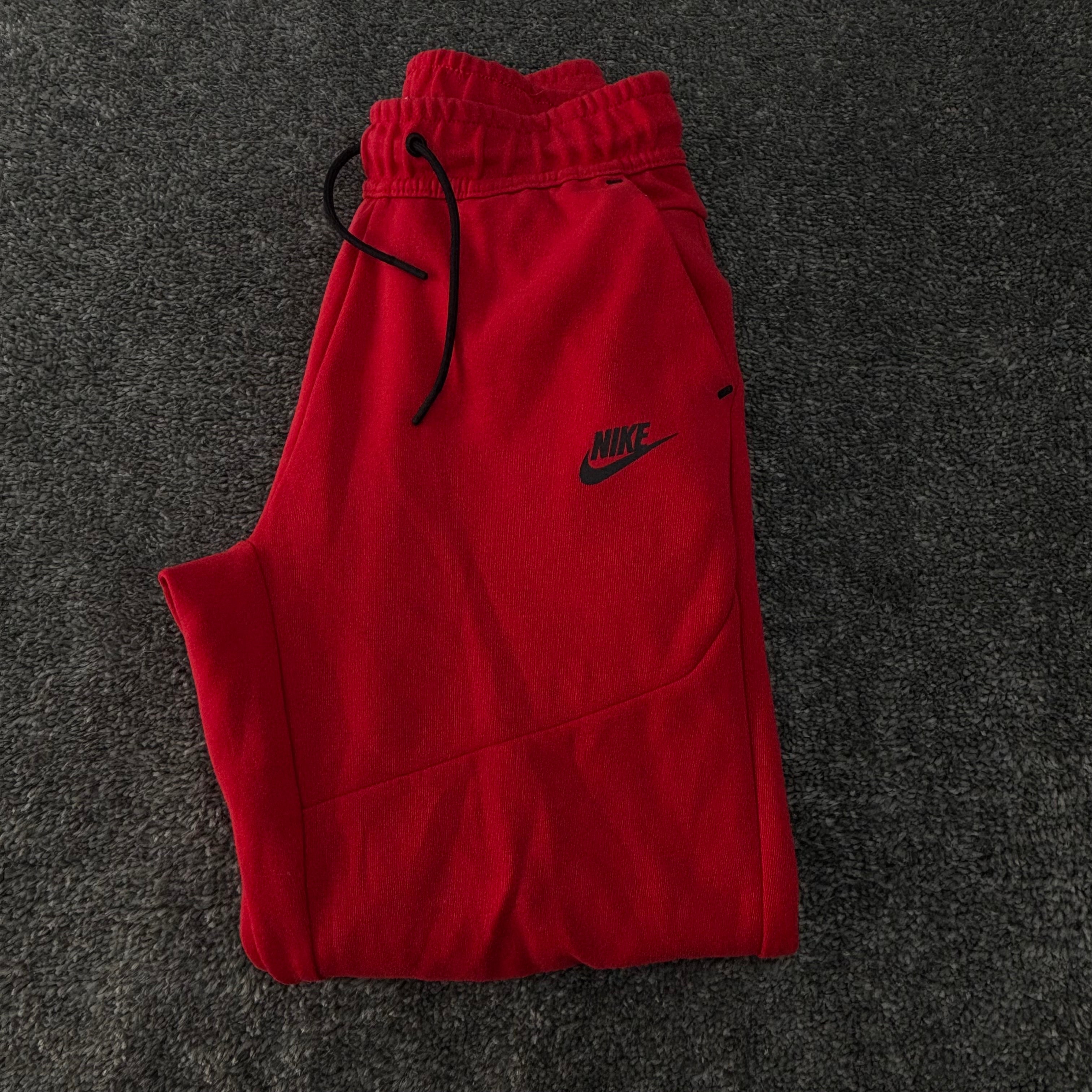 Nike joggers