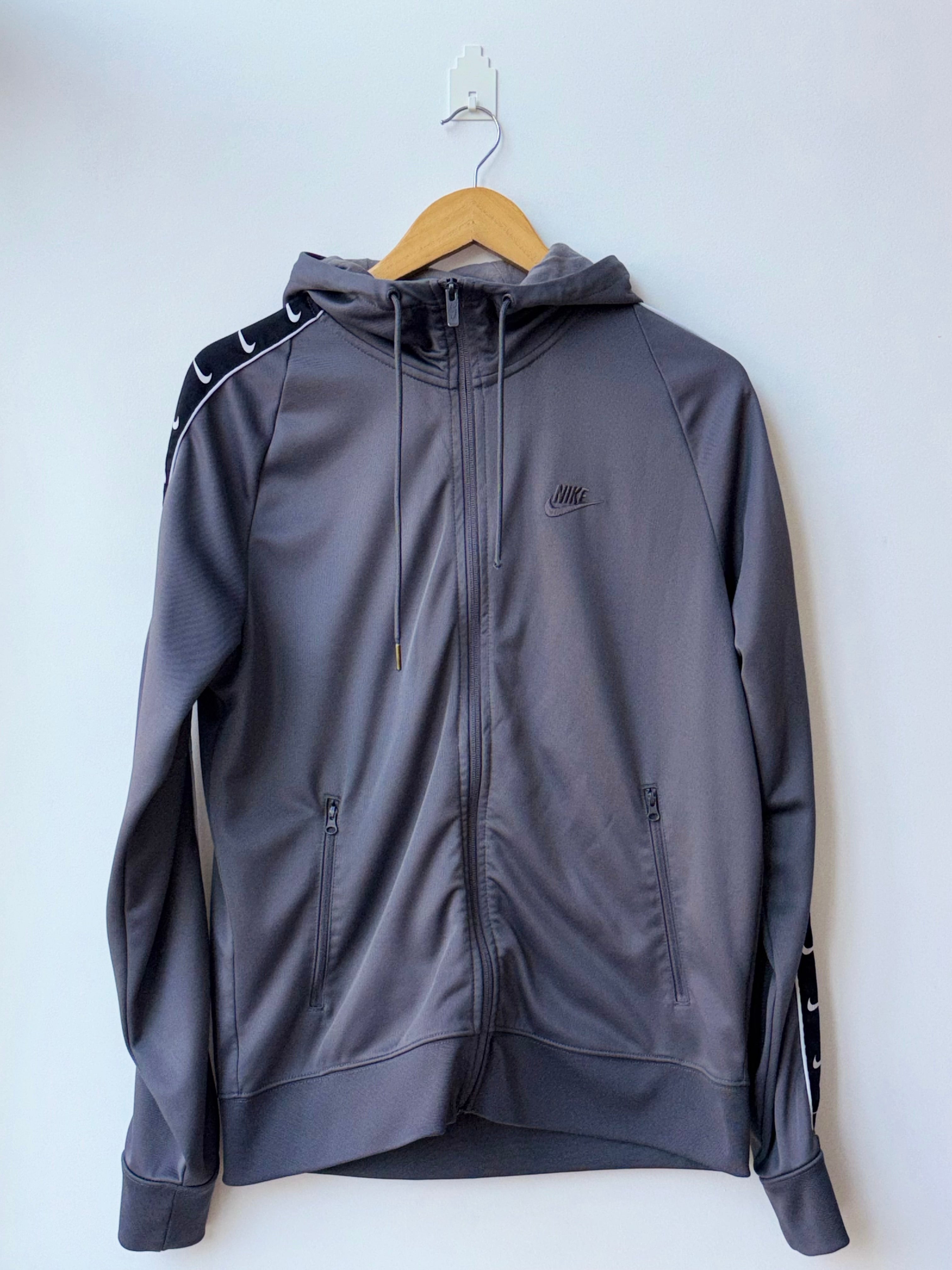 _Nike Hoodie