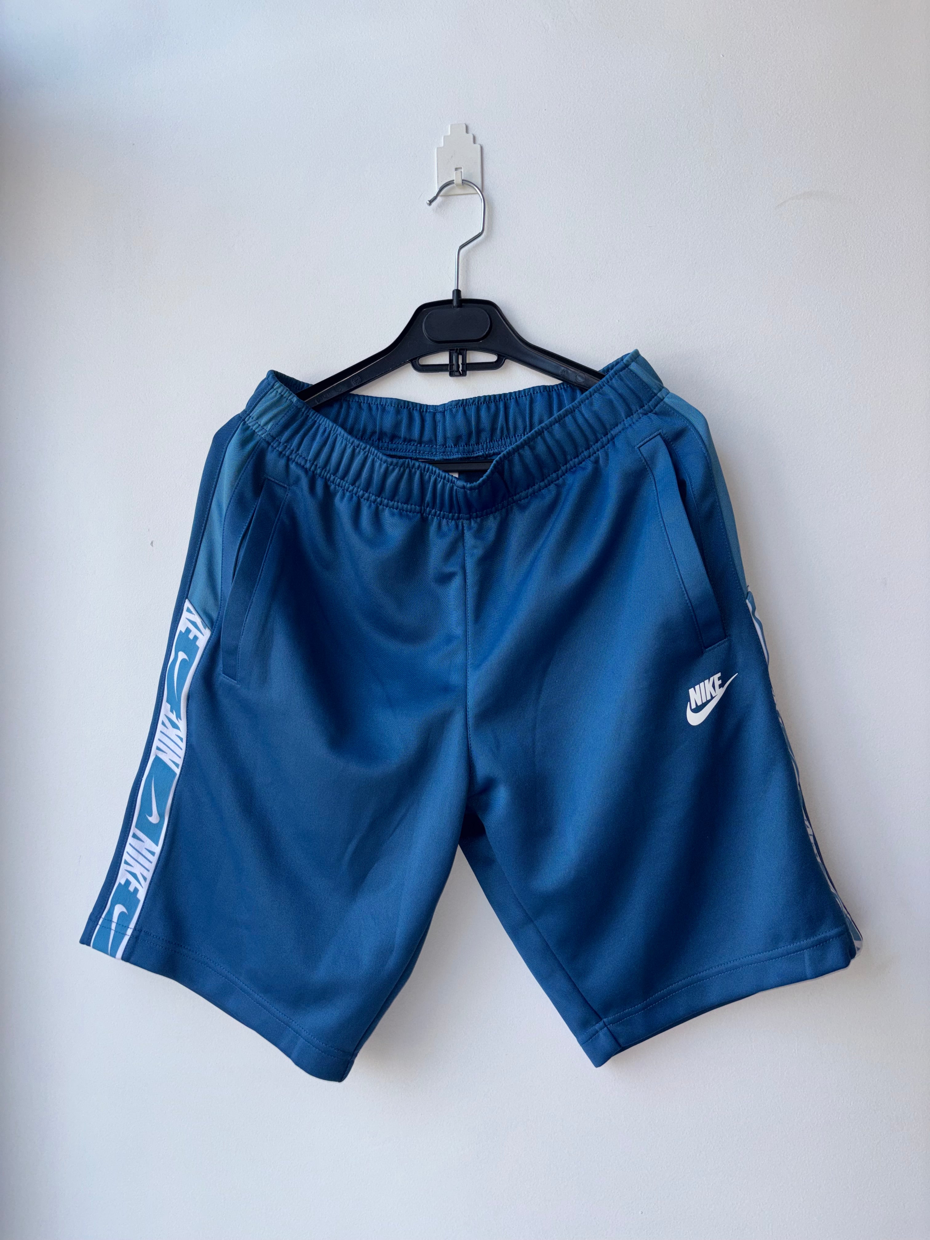 Short nike