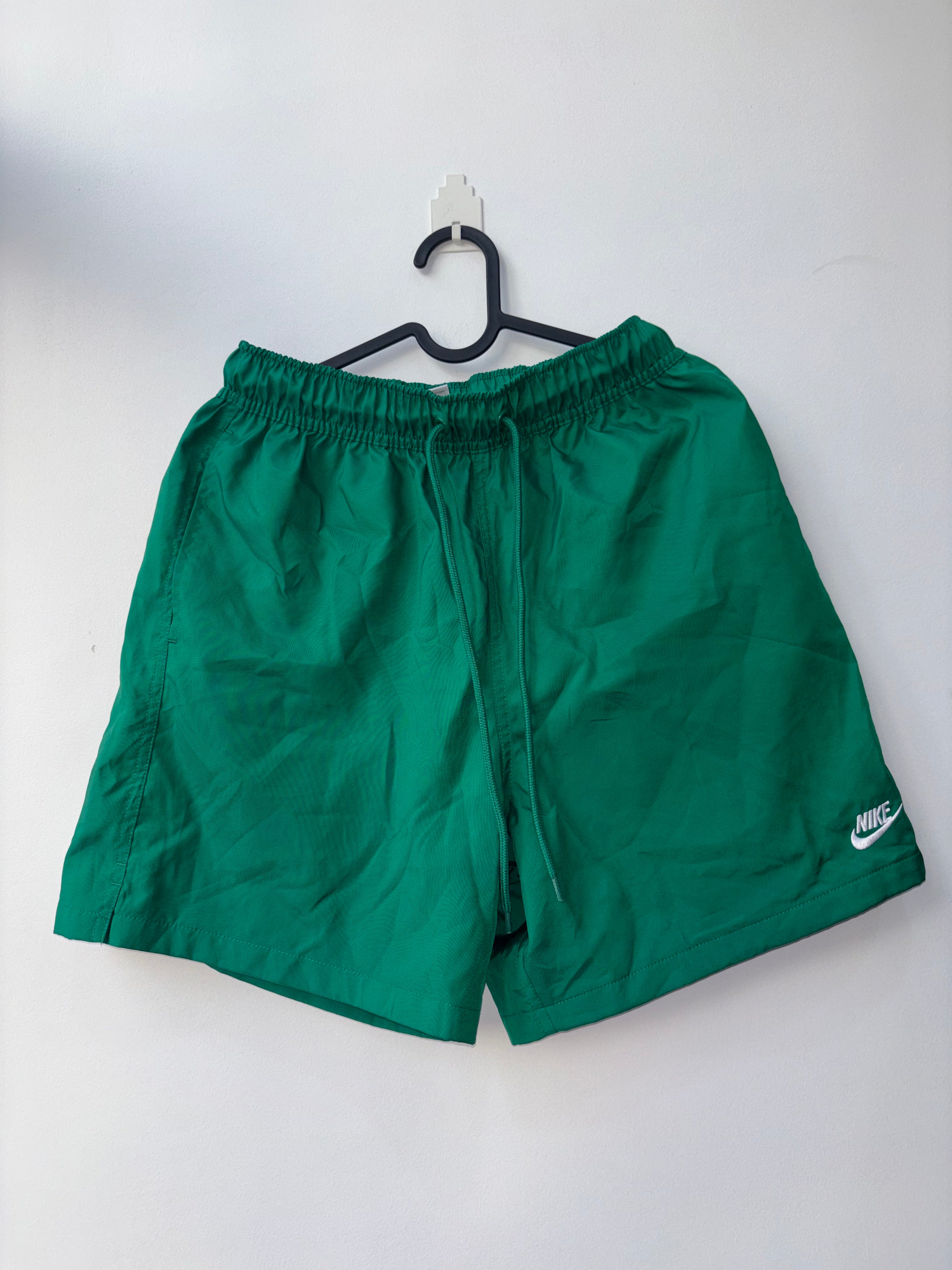 Short nike