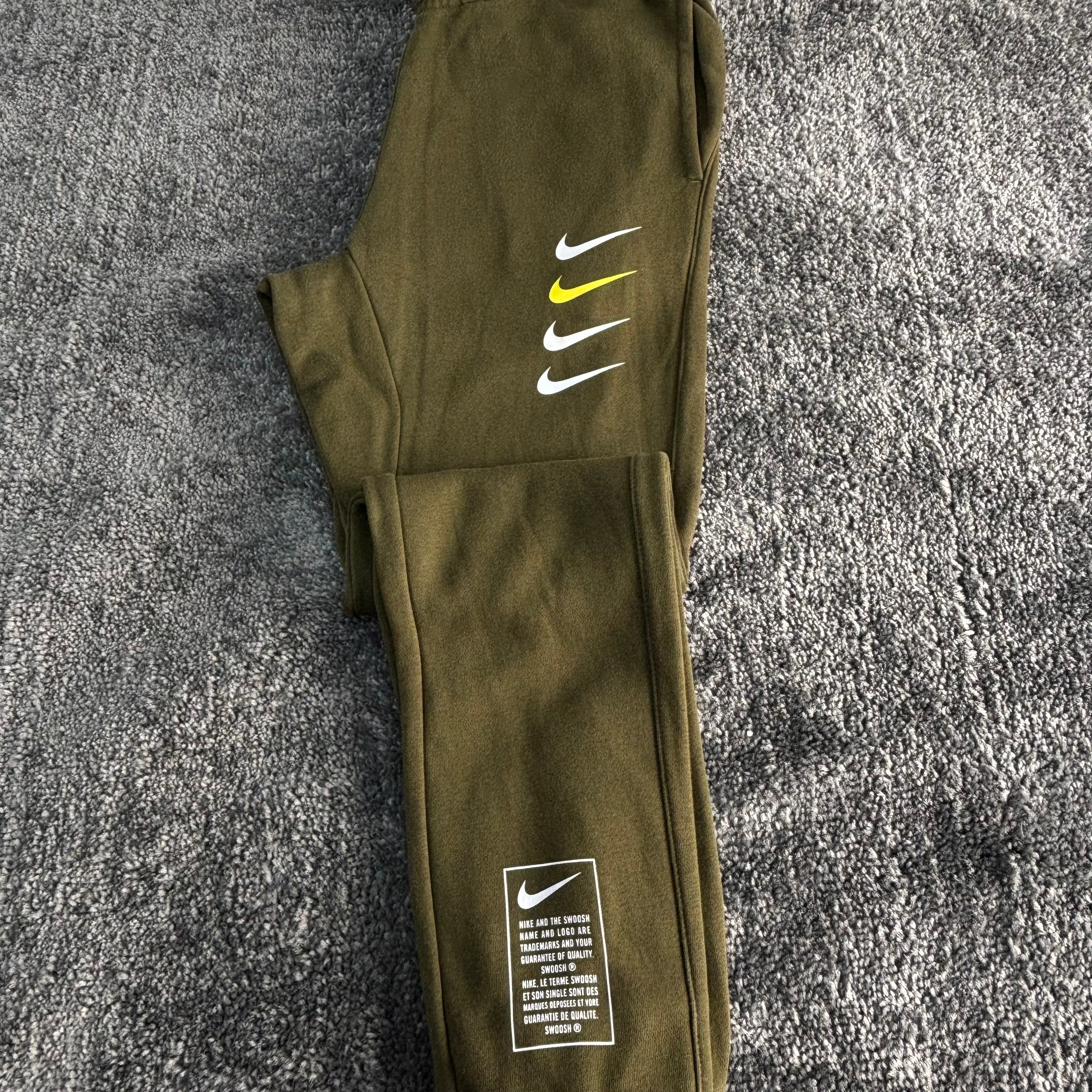 Nike Joggers