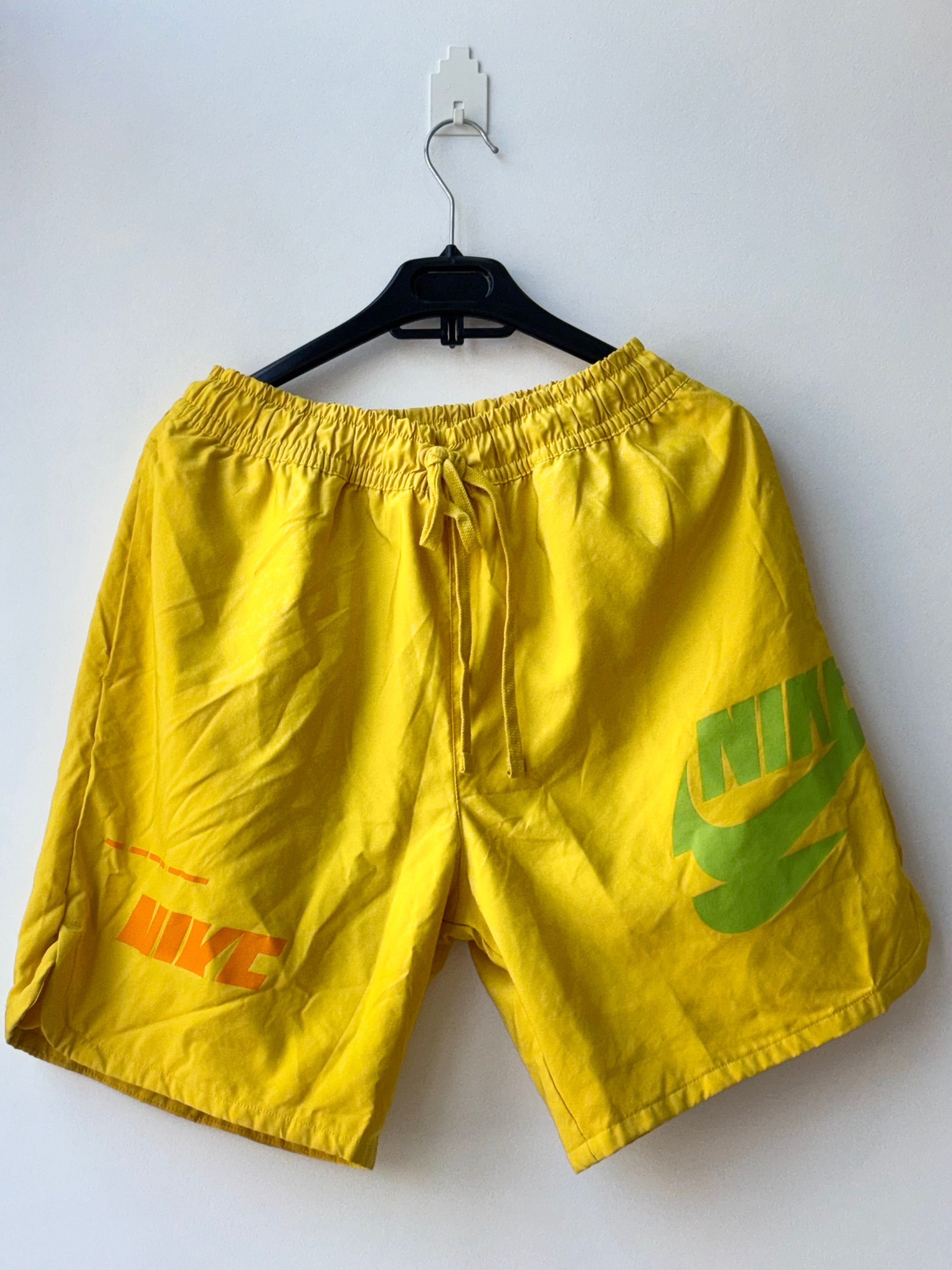 Short Nike