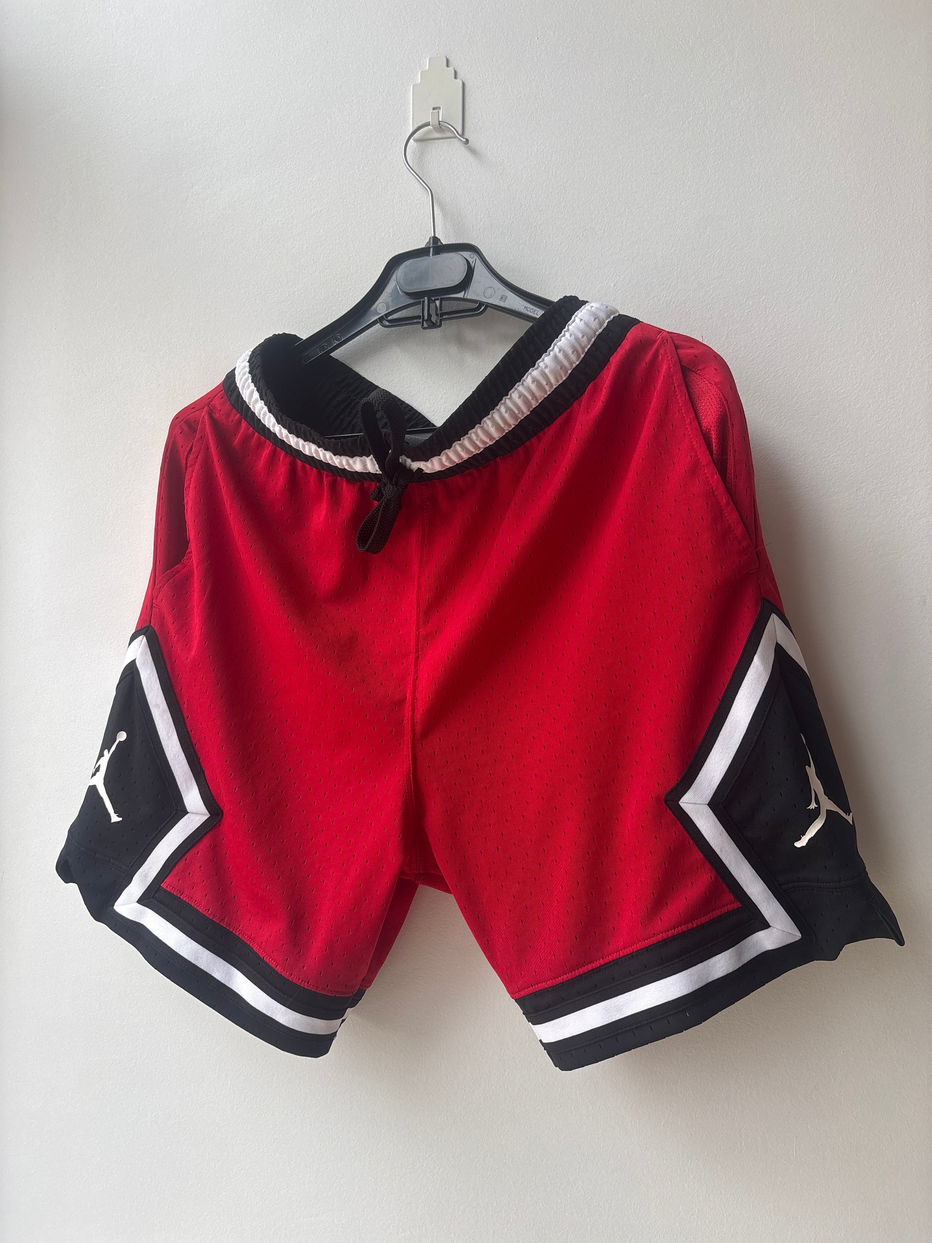 Short jordan