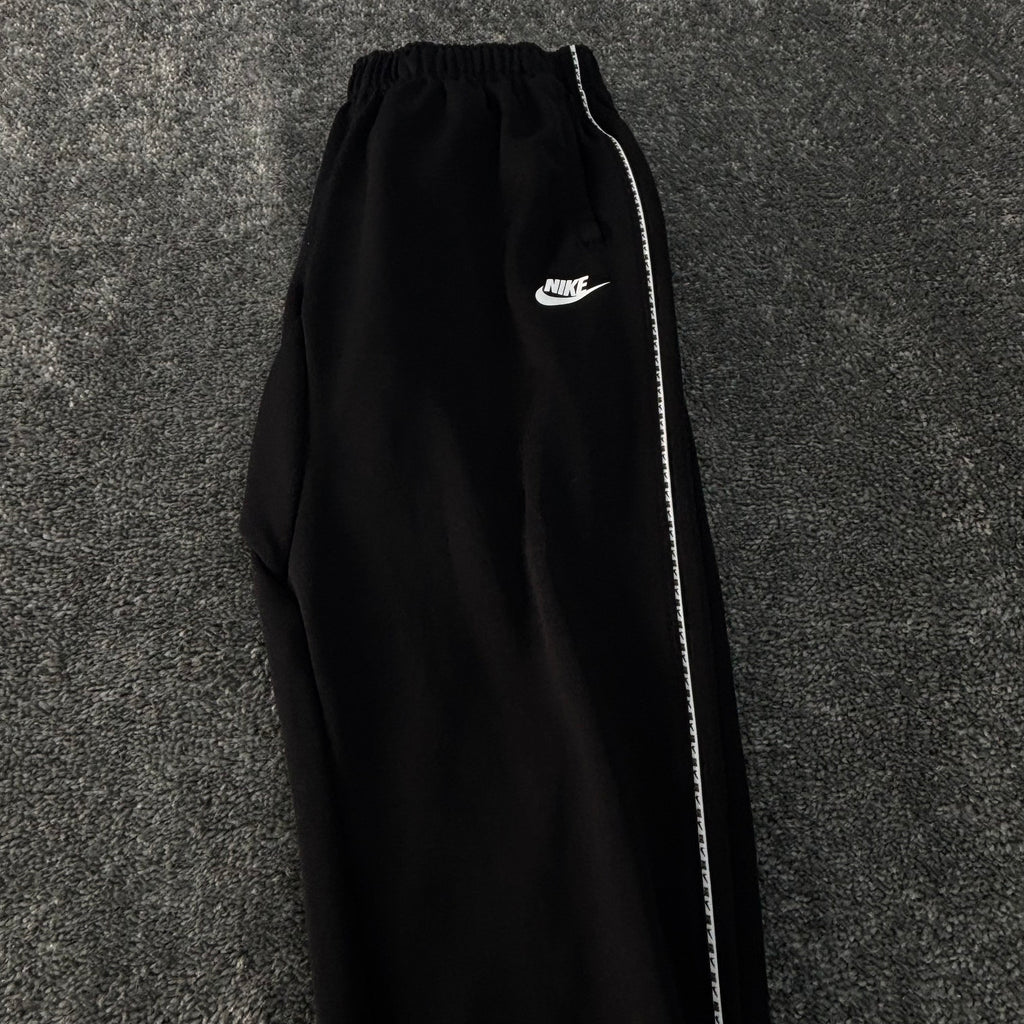 Nike joggers