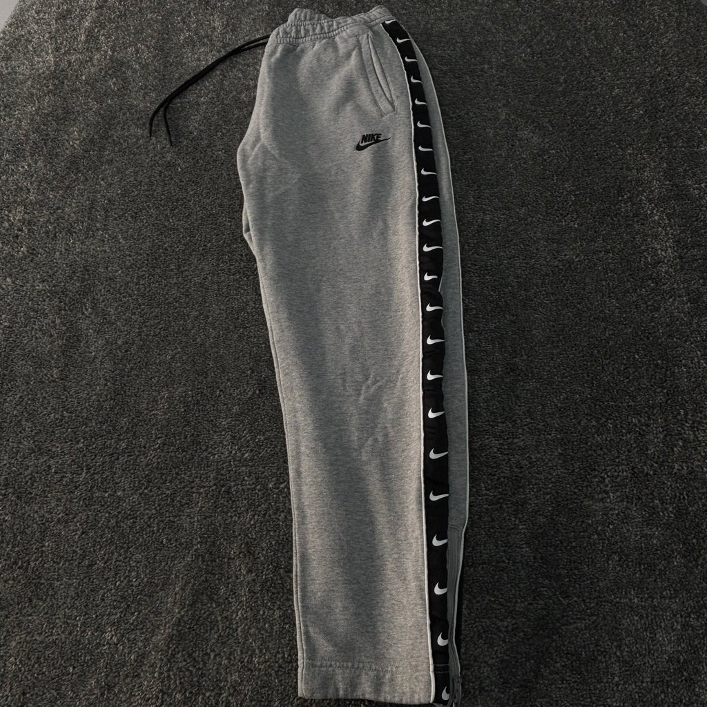Nike joggers