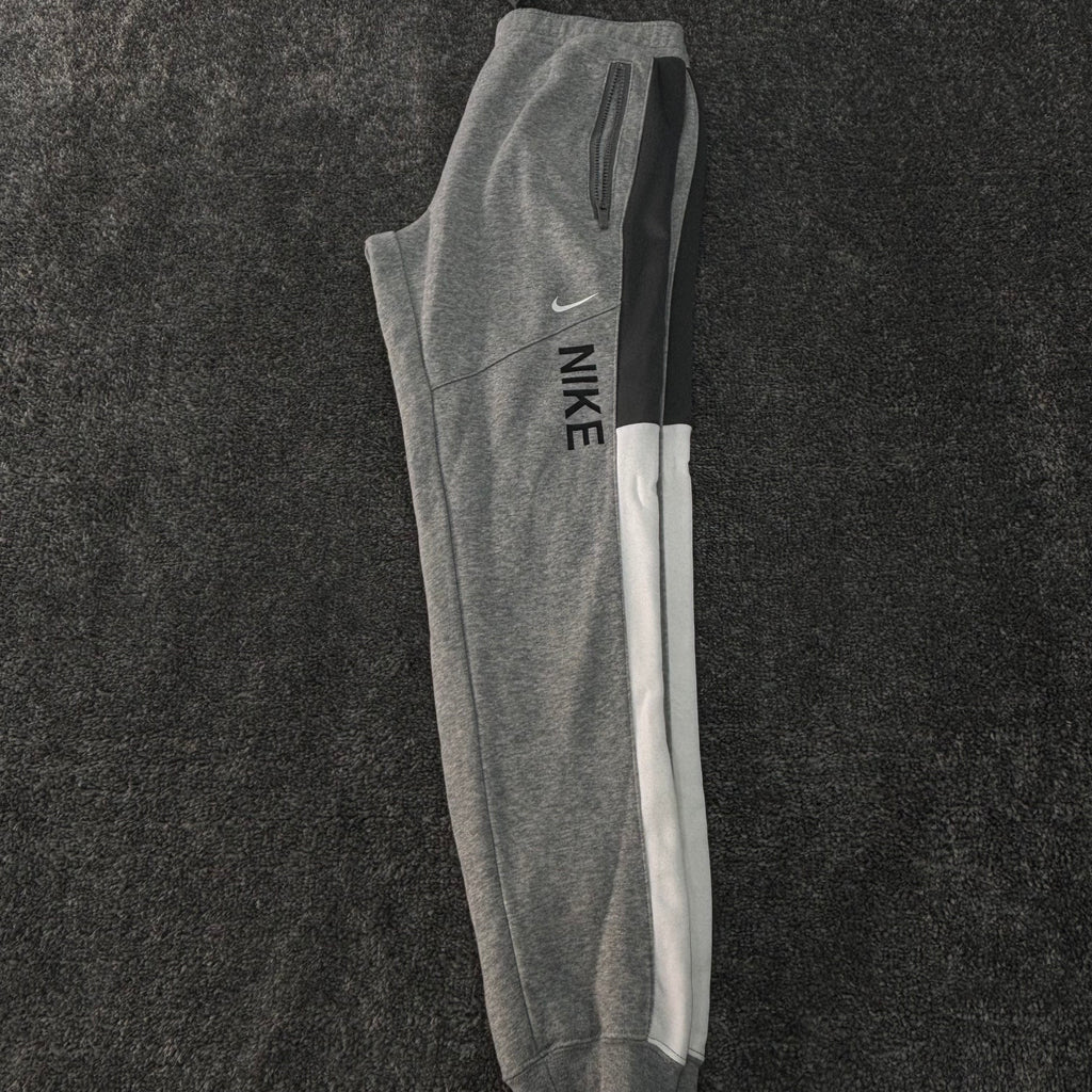 Nike joggers