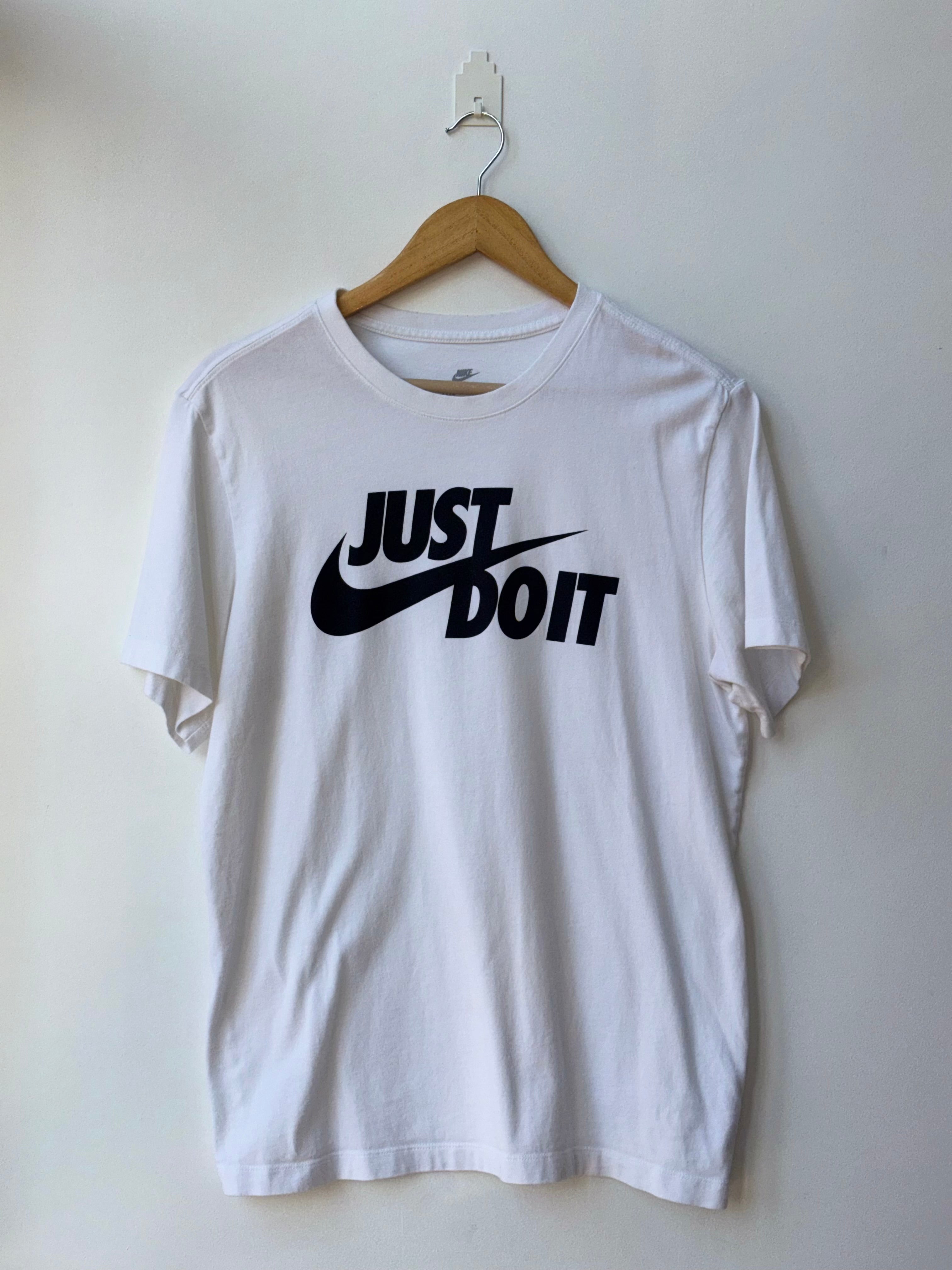 Nike T-Shirt