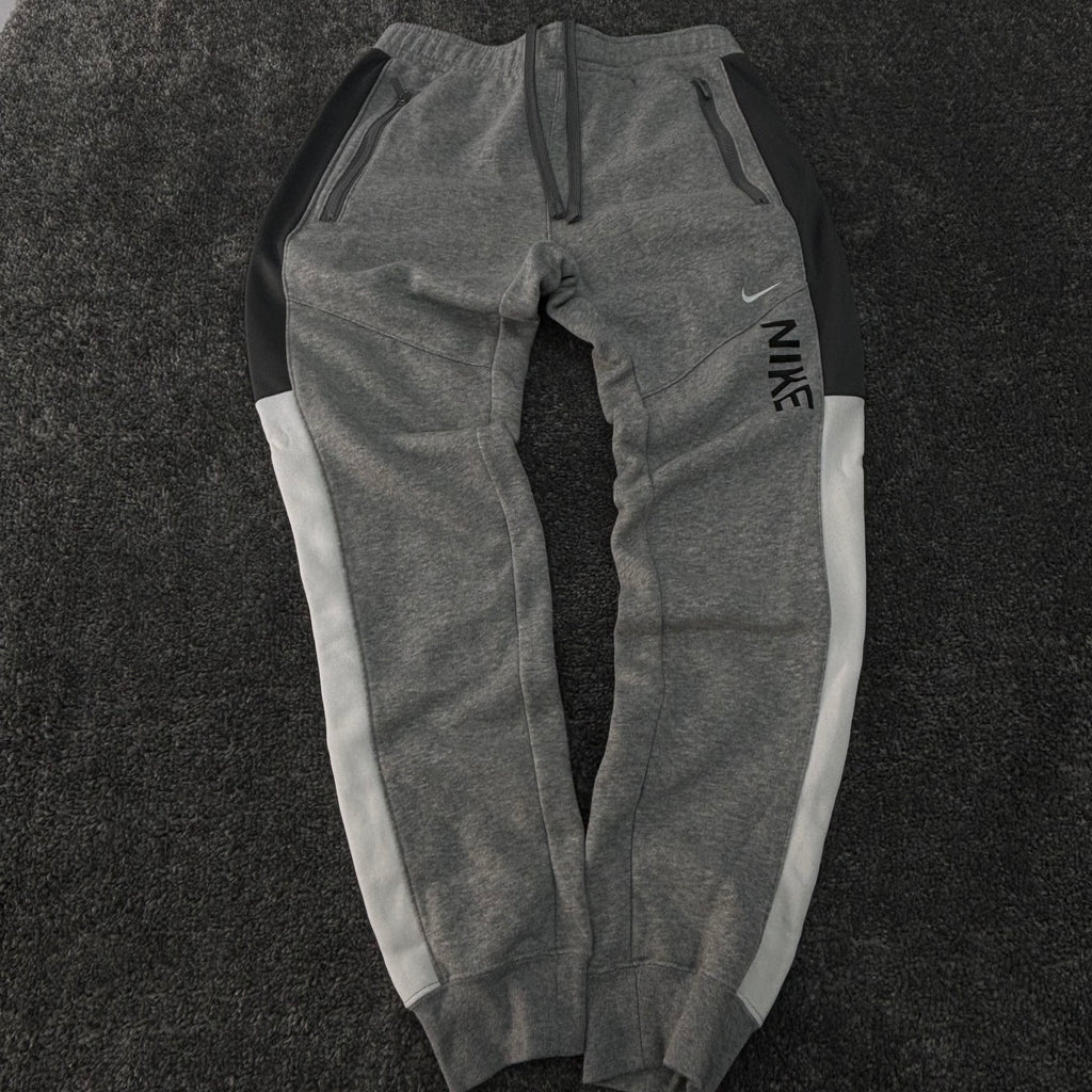 Nike joggers
